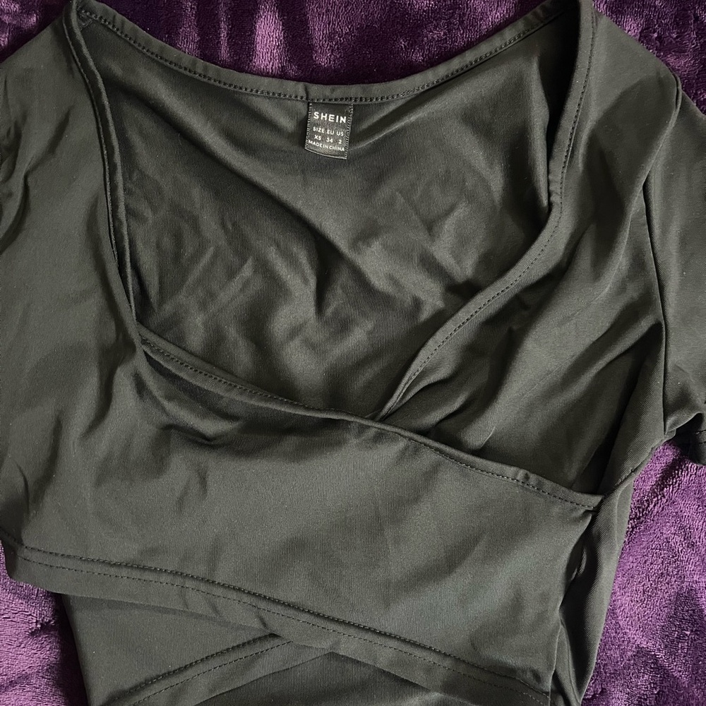 SHEIN Black Wrap Top